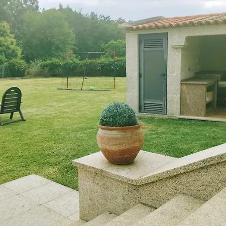 Gran Casa Pareada Con Piscina En Vigo * Vigo